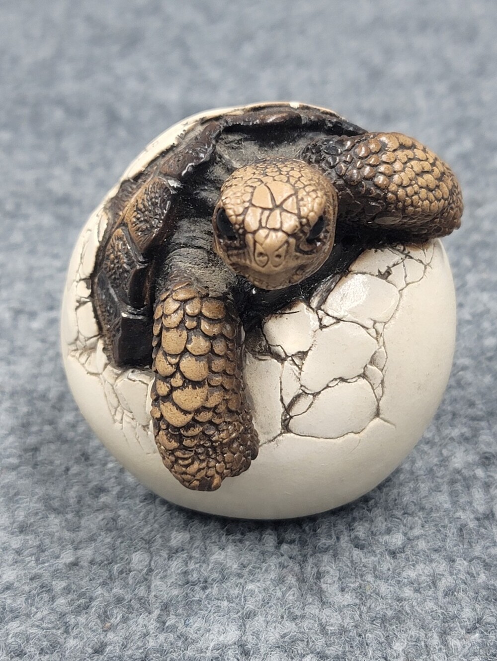 Vintage 1987 Pena Windstone Editions Hatching Baby Turtle From Egg Hollywood CA